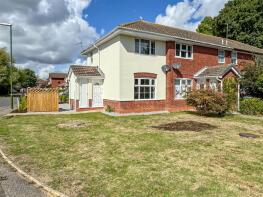 1, Eagles Chase, Littlehampton BN17 7RF