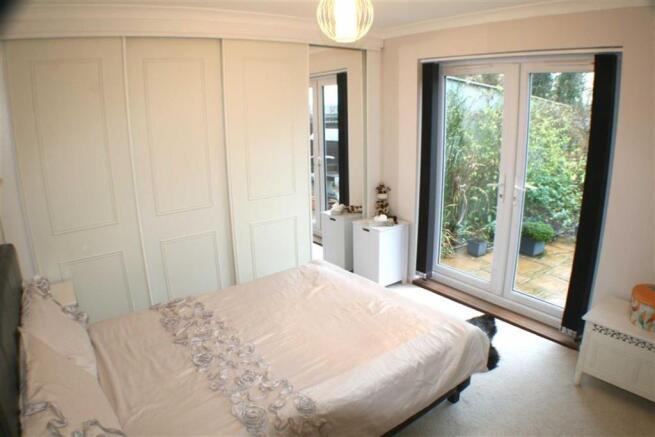 BEDROOM 2: