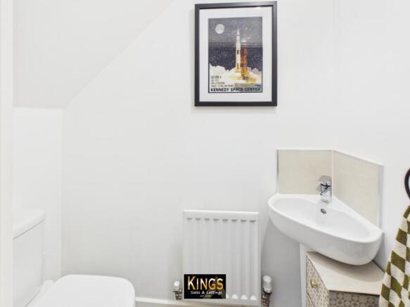 3 bed Semi-Detached for sale Image 5