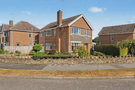 Thornbridge Crescent, Chesterfield, S40