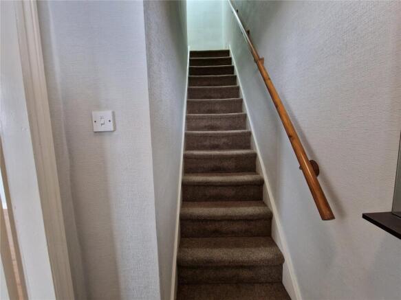 2 bed Terraced to rent Image 8