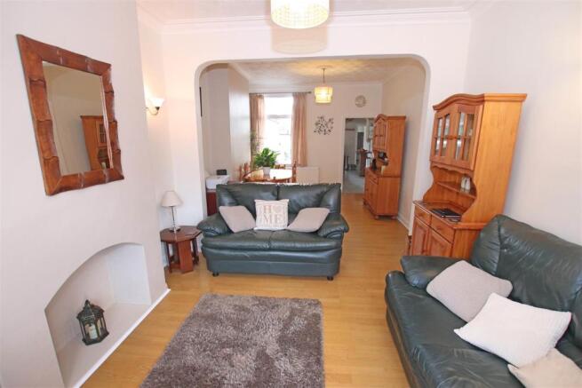 THROUGH LOUNGE / DINING ROOM