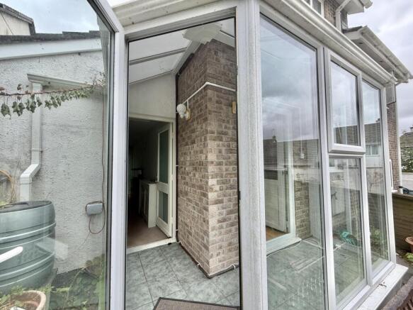 Greenbank Close, Grampound Road, Truro photo 4