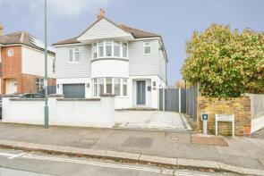 2, Madeira Avenue, Bognor Regis PO22 8BY
