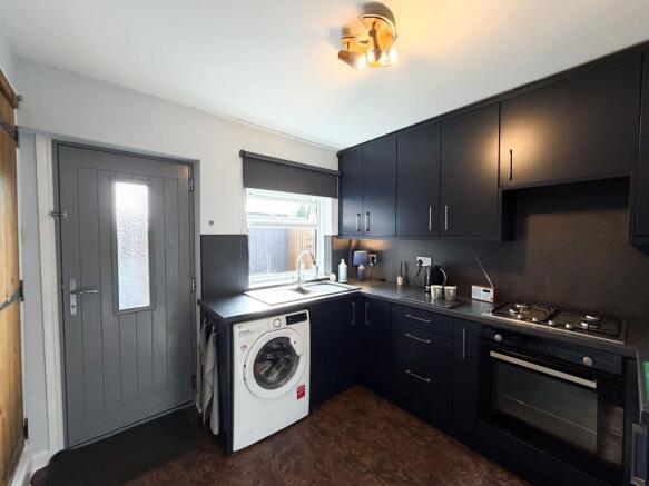 2 bed Terraced for sale Image 7