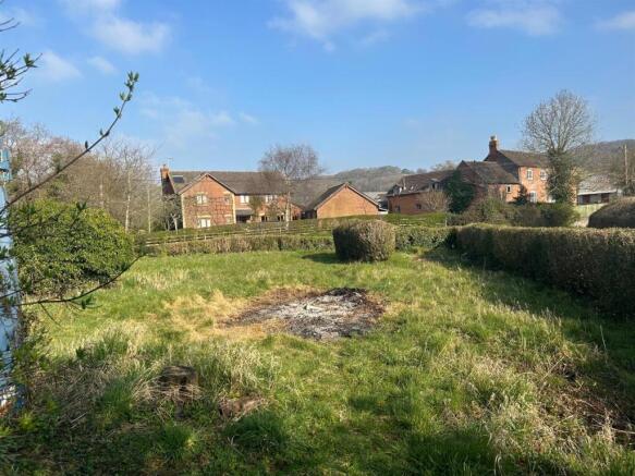 WhatsApp Image 2025-04-09 at 12.32.28_e367ab7b.jpg