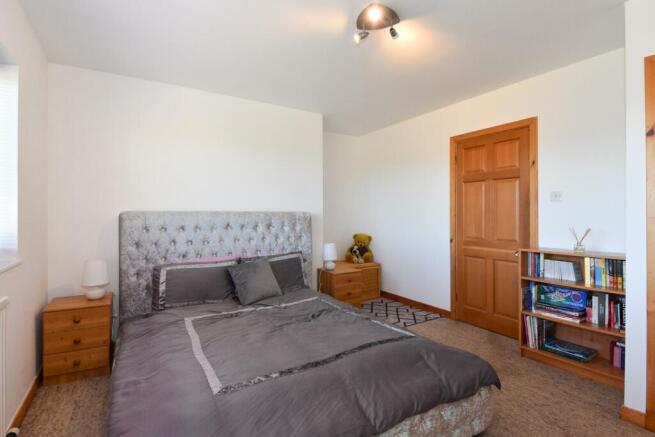 51 Strathspey Drive, GOS-18.jpg