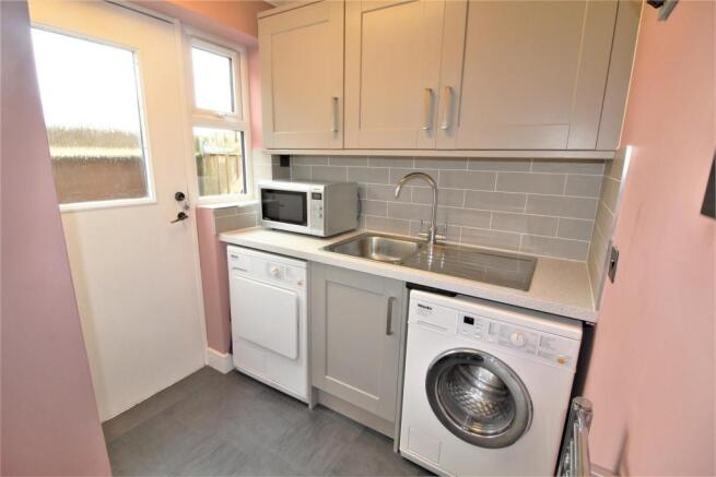 UTILITY ROOM (INSTALLED 2019)
