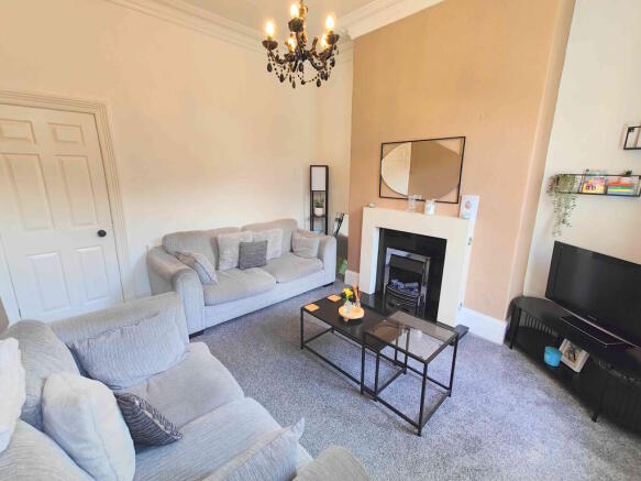 4 bed Terraced for sale Image 5