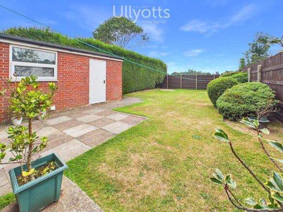 2 bed Semi-Detached for sale Image 2