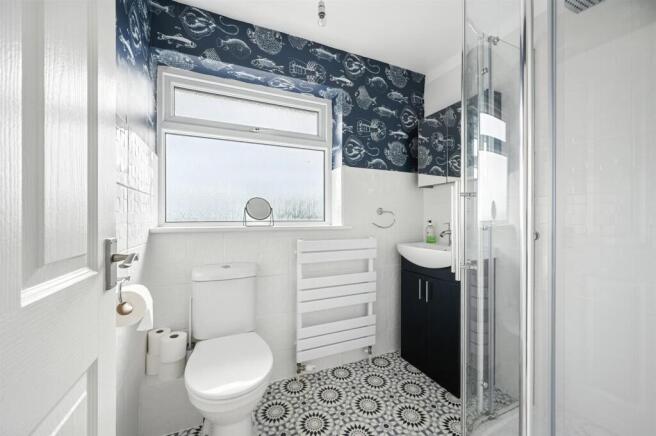 Shower Room.jpg