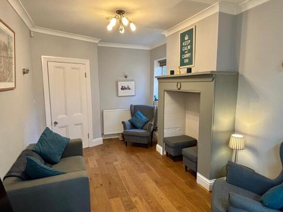Lounge 3