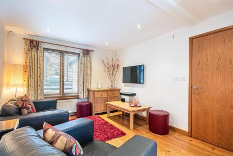 Taptonville Head, Broomhill, S10