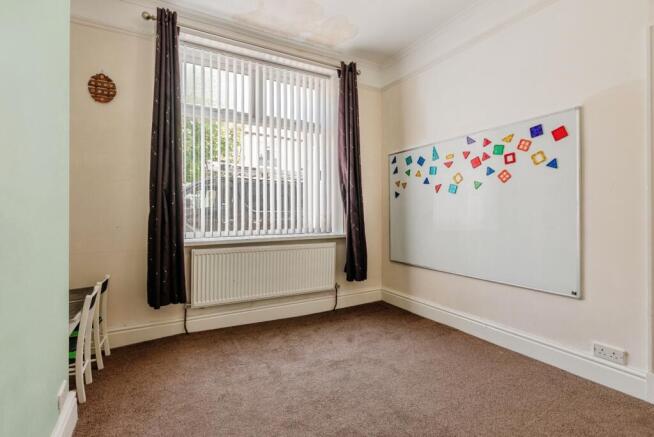 2 bed Terraced for sale Image 5