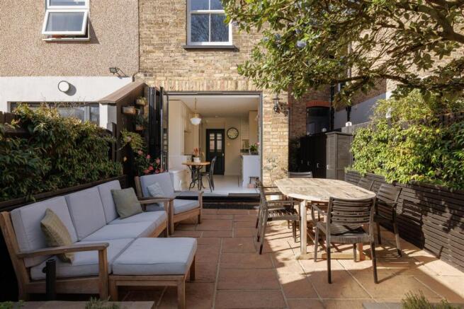 Vincent Road, E4