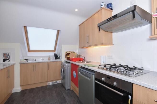 Kitchen1.jpg
