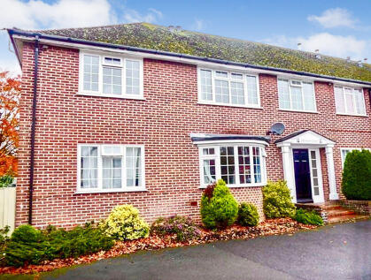 Meerham Court, Winchester Street, Botley, SO30