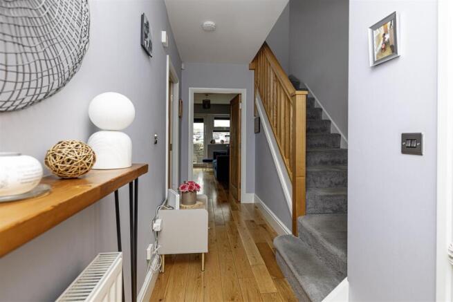 4 bed Terraced for sale Image 5