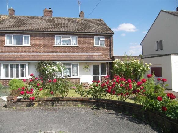 FRONT GARDEN