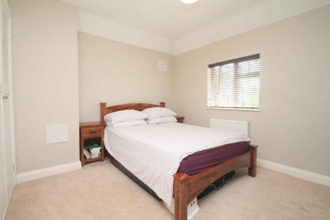 Bed2