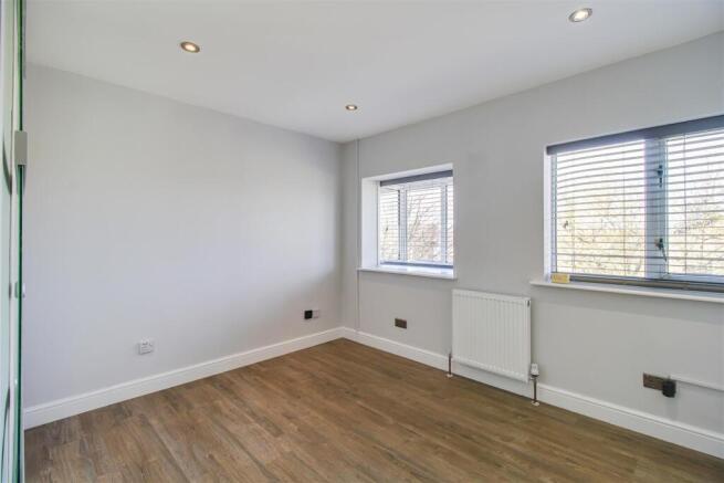 3 bed Detached for sale Image 11