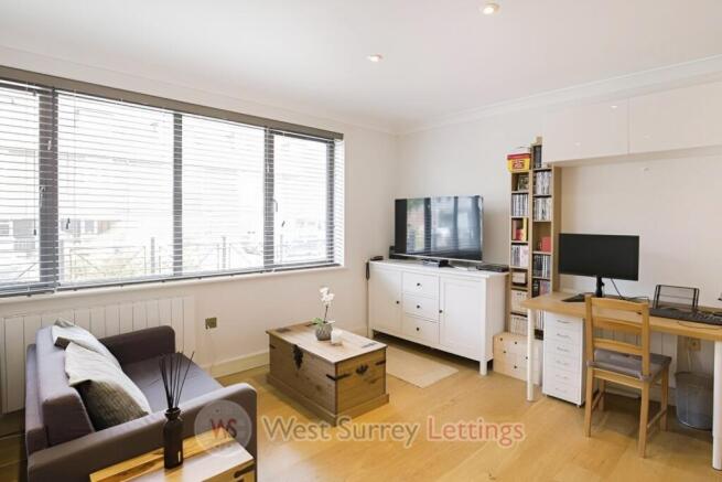 bd762d5f-living 20room 20_med