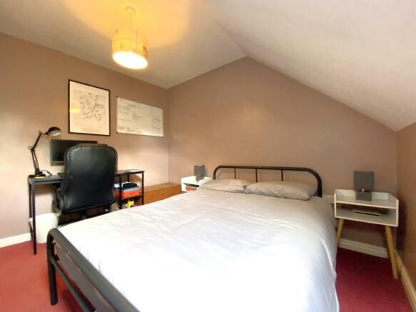 bed3.jpg