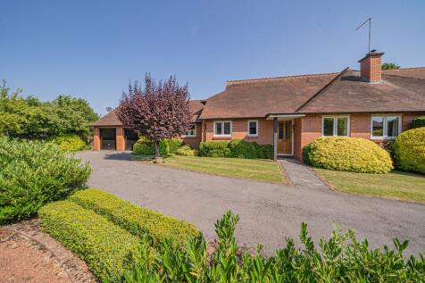 Catherines Close, Catherine-De-Barnes, B91