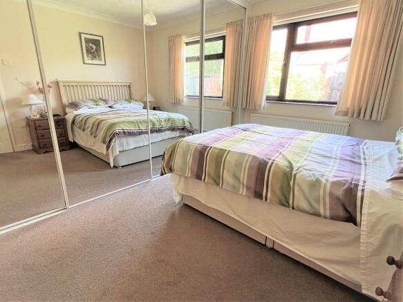 bed 1
