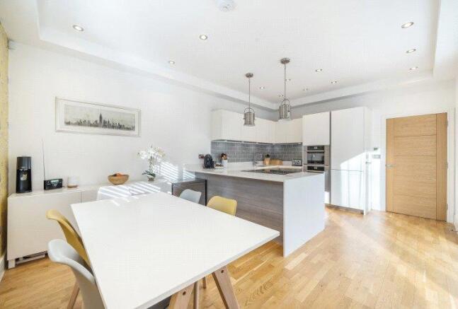 Kitchen/Dining Rm