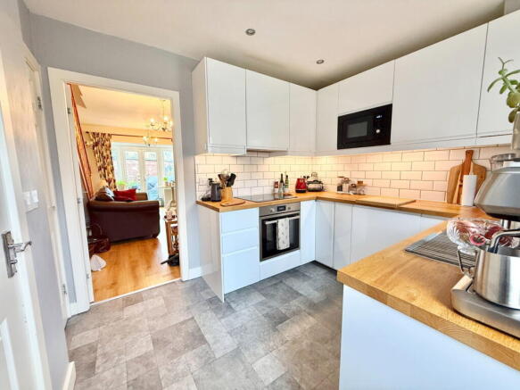 2 bed Terraced for sale Image 4