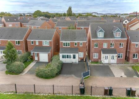 Hawkinge Close, Ettingshall, WV2
