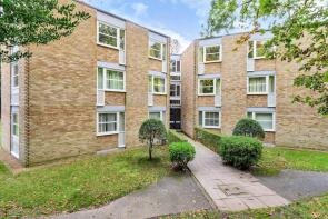 50, Heathside, Weybridge KT13 9YN