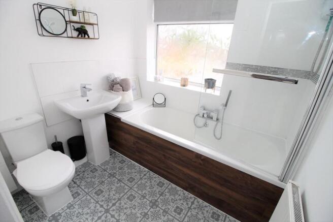 Bathroom/w.c.