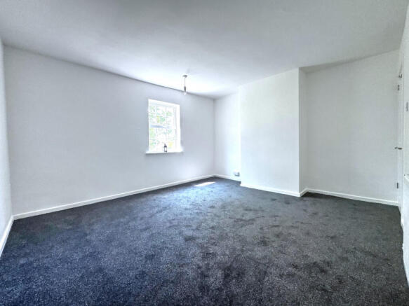 4 bed Terraced for sale Image 10