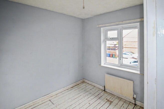 3 bed Terraced for sale Image 10