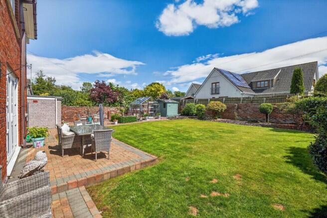 8 Linfern Place, Ayr, KA7 4SH photo 4