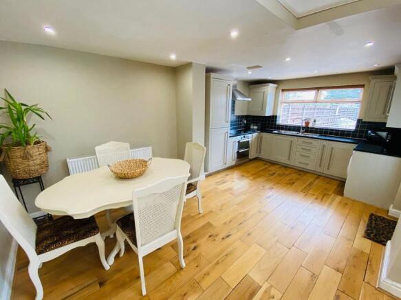 Open Plan Kitchen Dining Family Room