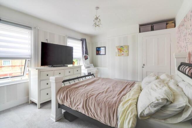 Bedroom 1 (Double)