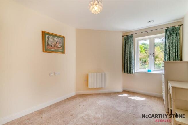 8609757-interior10.JPG