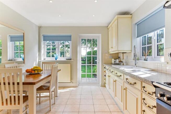 Kitchen/Breakfast Room
