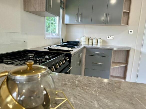 2022 Delta Sienna, Chantry Country and Leisure Park, Leyburn  , North Yorkshire, DL8 4NA photo 5
