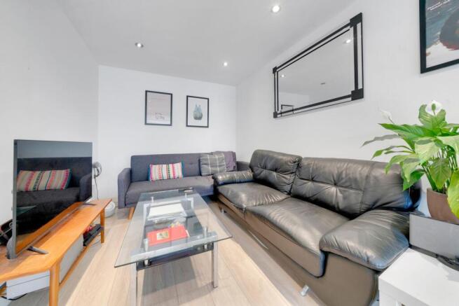 Open-Plan Kitchen/Lounge