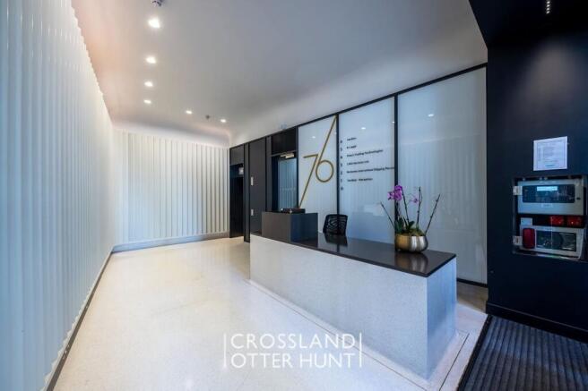 76 cannon street 3509 foyer.jpg