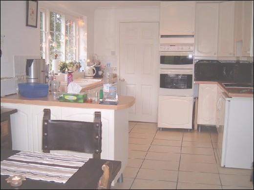 Kitchen dining