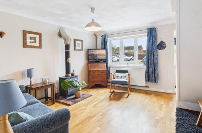 CAM02519G0-PR0376-STILL006