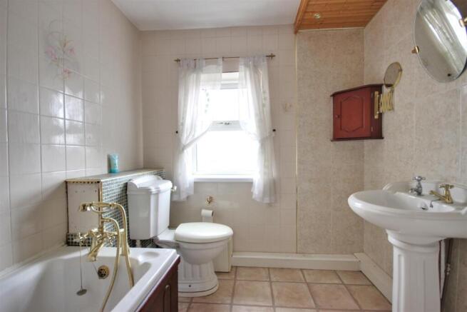 3 bed Detached for sale Image 7