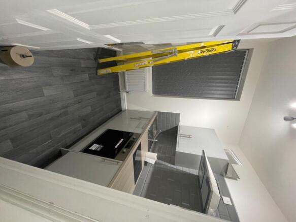 4 bed Terraced to rent Image 10