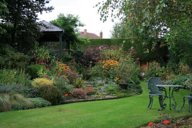 GARDEN