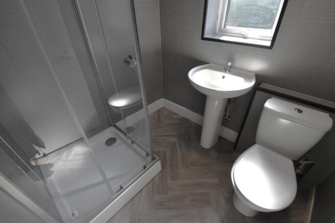 2 bed Bungalow to rent Image 6
